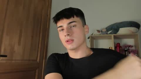 Evan Brown online show from 10.28.25