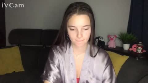 Leya online show from 10.30.25