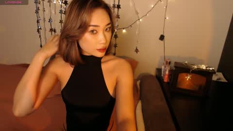 mysticsirenn online show from 12.04.24