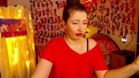 Snapshot of mystydew chatting on 01.02.25 MystyDew online show from 01.02.25