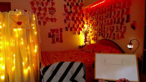 Snapshot of mystydew chatting on 02.25.25 MystyDew online show from 02.25.25