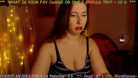 Snapshot of mystydew chatting on 10.02.25 MystyDew online show from 10.02.25