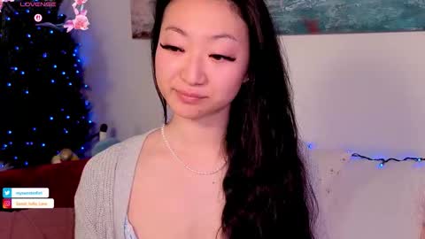 MySweetSofie online show from 12.16.25