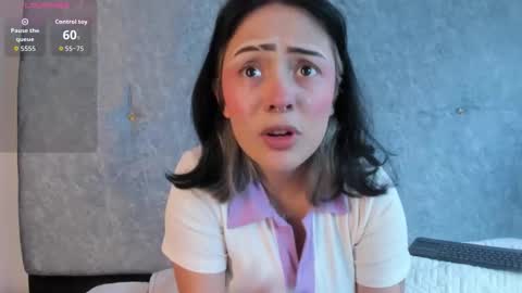 Snapshot of mythicall_girll chatting on 11.05.25 mythicall_girll online show from 11.05.25