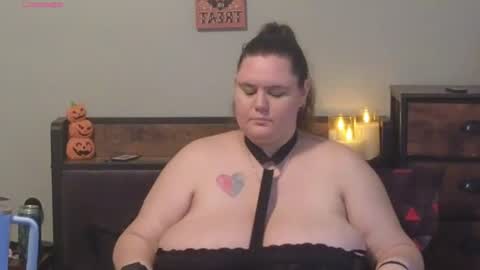 Mzjuicybootay online show from 10.31.25