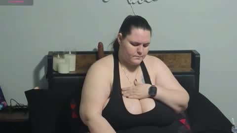 Snapshot of mzjuicybootay2169 chatting on 05.15.26 Mzjuicybootay online show from 05.15.26