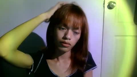 Snapshot of n1raa chatting on 10.20.25 nira online show from 10.20.25