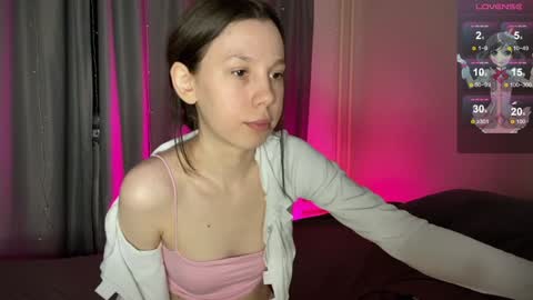 Vanessa and Julia  online show from 01.23.25