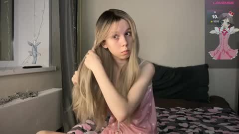 Vanessa and Julia  online show from 02.27.25