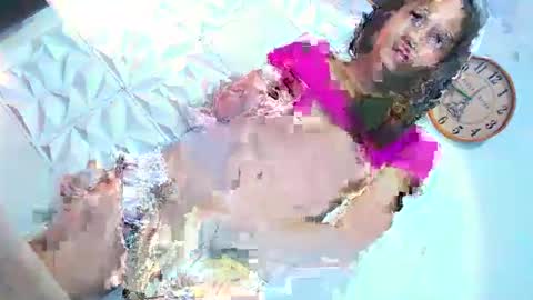 Snapshot of naa_waahh chatting on 05.16.26 yannah online show from 05.16.26