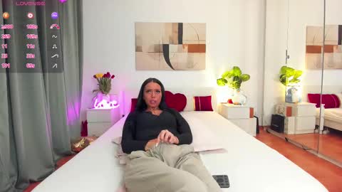 Nadia online show from 03.08.25