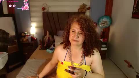 Snapshot of nadia_84 chatting on 06.18.26 nadia_84 online show from 06.18.26