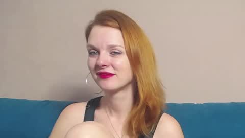 Snapshot of nadia_fire chatting on 01.20.25 Nadia online show from 01.20.25