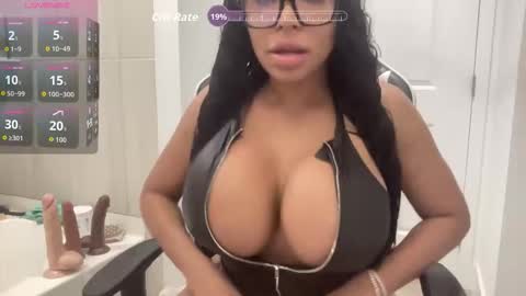 Snapshot of nadia_xamor chatting on 02.05.26 My real name is Angelina. Please say hello I like to chat with you. If you have requests or dirty talk please use tipnotes. online show from 02.05.26