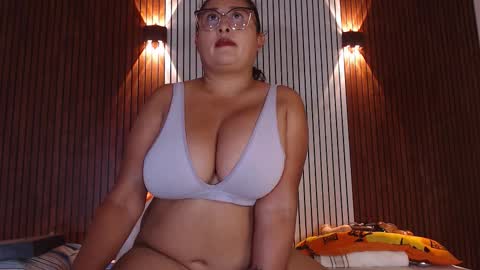 Nadia online show from 03.06.26