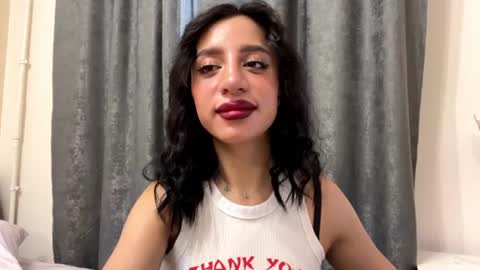 Snapshot of nadinevanni chatting on 07.03.26 Leya online show from 07.03.26