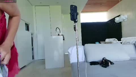 Snapshot of nadyabasinger chatting on 06.19.26 nadyabasinger online show from 06.19.26