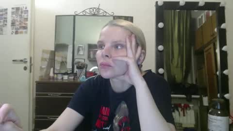 Snapshot of nadyagt chatting on 05.13.26 nadyagt online show from 05.13.26