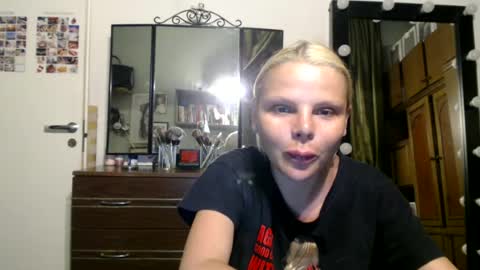 Snapshot of nadyagt chatting on 06.21.26 nadyagt online show from 06.21.26