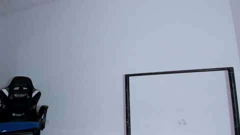 Snapshot of nagi_strong chatting on 03.09.25 nagui online show from 03.09.25