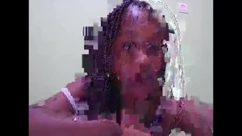 Snapshot of nah296652 chatting on 03.24.26 nah296652 online show from 03.24.26
