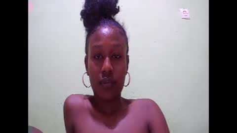 Snapshot of nah296652 chatting on 05.10.26 nah296652 online show from 05.10.26