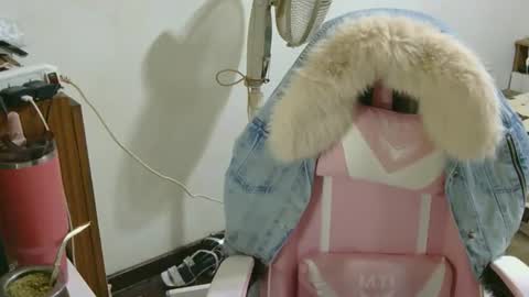 nahiarabiel online show from 12.22.25