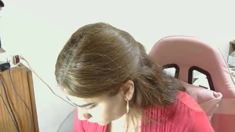 nahiarabiel online show from 04.08.26