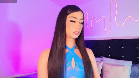 NahiaVictoria  online show from 03.30.26