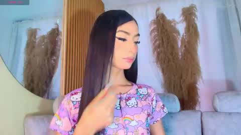 Snapshot of nahiavictoria chatting on 06.27.26 NahiaVictoria online show from 06.27.26