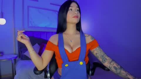 nahome_kuperth online show from 10.26.25