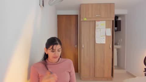 Snapshot of nahomi2021 chatting on 12.23.24 independent model online show from 12.23.24