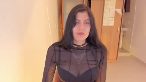 Snapshot of nahomi2021 chatting on 12.27.24 independent model online show from 12.27.24