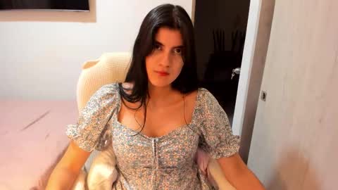 Snapshot of nahomi2021 chatting on 11.04.25 independent model online show from 11.04.25