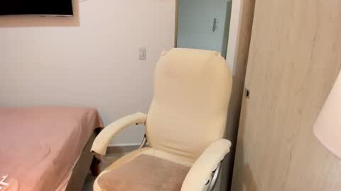 Snapshot of nahomi2021 chatting on 11.07.25 independent model online show from 11.07.25