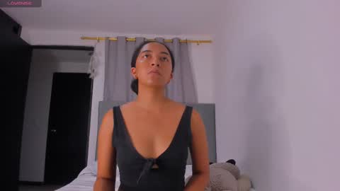 Snapshot of nahomi_miller_ chatting on 02.25.25 Laura online show from 02.25.25