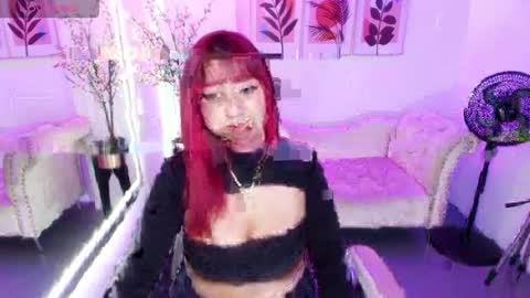 nahomi_velmont online show from 05.18.26