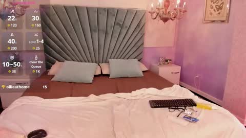 Nahomi online show from 12.11.24