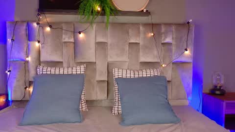  VICTORIA  online show from 10.11.25