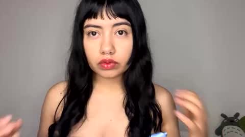 Snapshot of nahomy_joness chatting on 05.14.26 nahomy online show from 05.14.26