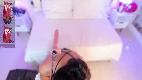 Nahomy Roberts online show from 03.05.25