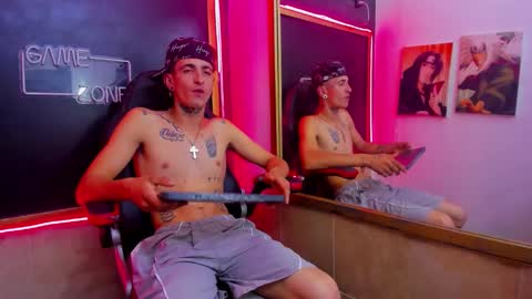 naider_1 online show from 11.08.25