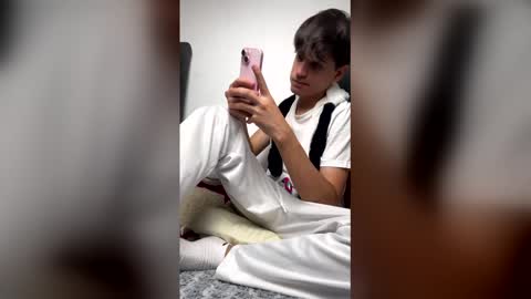  N A I M T H E  K I N G  online show from 02.03.26