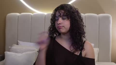 Naira  online show from 07.04.26