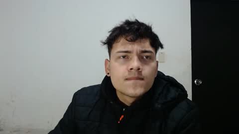 naisha and axel2 online show from 10.10.25