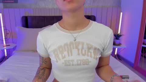 Snapshot of naishaford_1 chatting on 11.05.25 Naisha Ford online show from 11.05.25