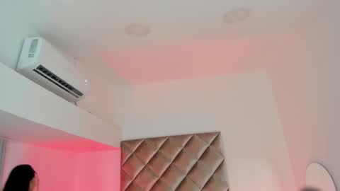 Snapshot of nakamura_san chatting on 02.03.25 INSTAGRAM m2221 online show from 02.03.25