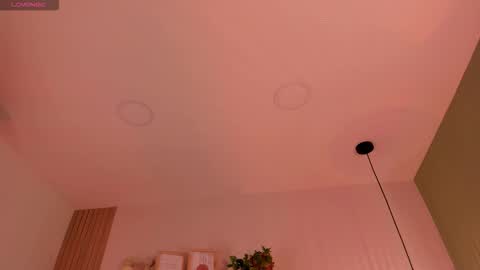 Snapshot of nakamura_san chatting on 12.22.25 INSTAGRAM m2221 online show from 12.22.25