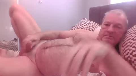 Snapshot of naked4ladies2 chatting on 11.01.25 Naked4Ladies online show from 11.01.25