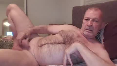 Snapshot of naked4ladies2 chatting on 07.19.26 Naked4Ladies online show from 07.19.26